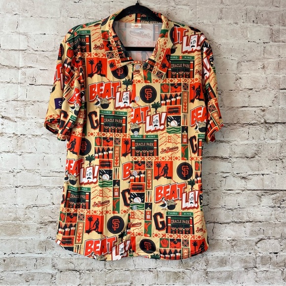 San Francisco Giants Medium Short Sleeve Button Down Shirt MLB Beat LA Hawaiian - Picture 1 of 4
